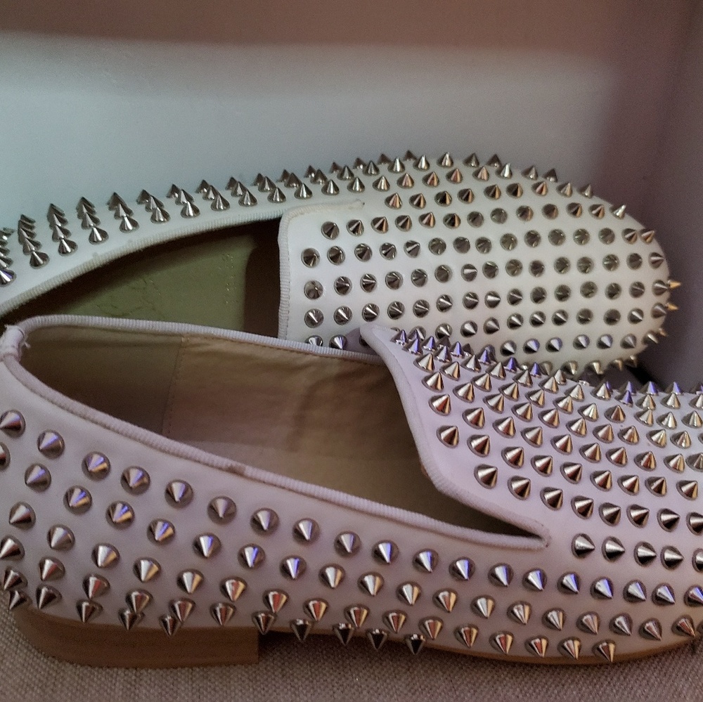 Lv Size 41 white studded shoes